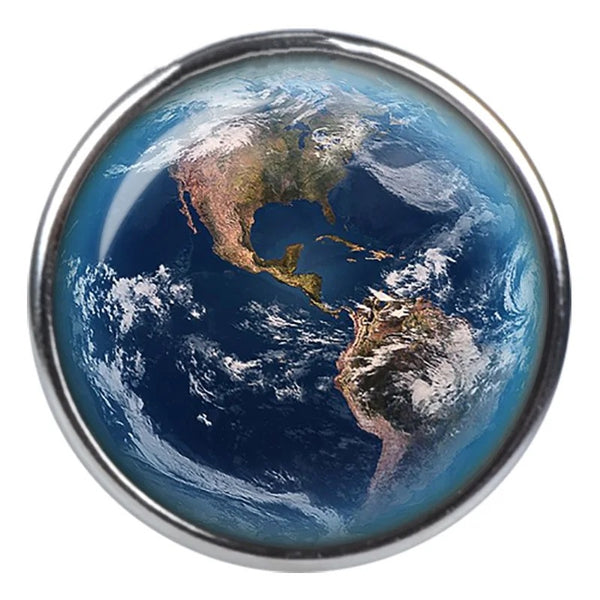 "Earthly Splendor: 18mm Round Snap Button with Stunning Earth Photo for Snap Jewelry Collection"