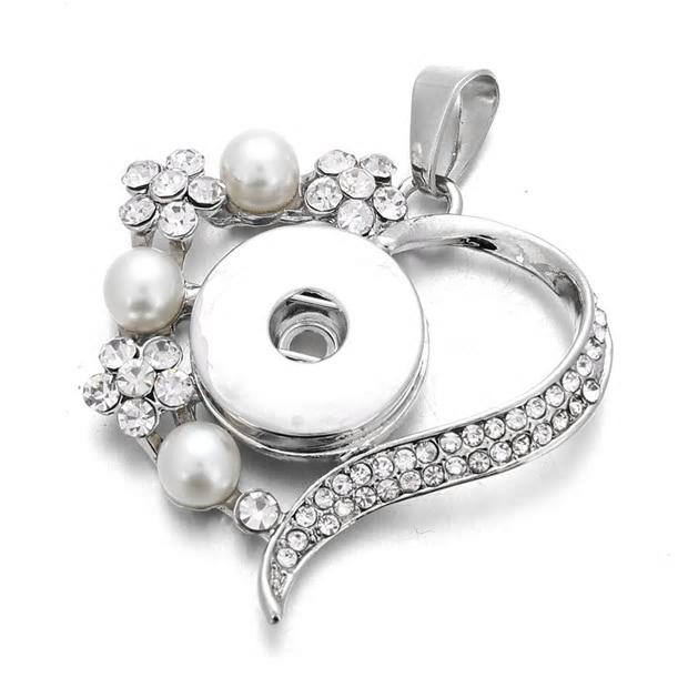 "Elegant Heart Necklace with Pearls and Rhinestones"