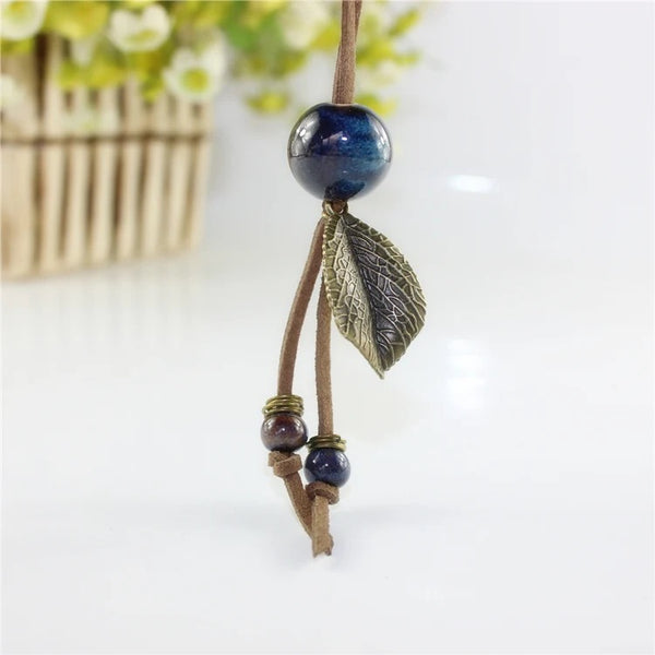 "Blooming Beauty: Ceramic Stone Flower Design Necklaces for Women"