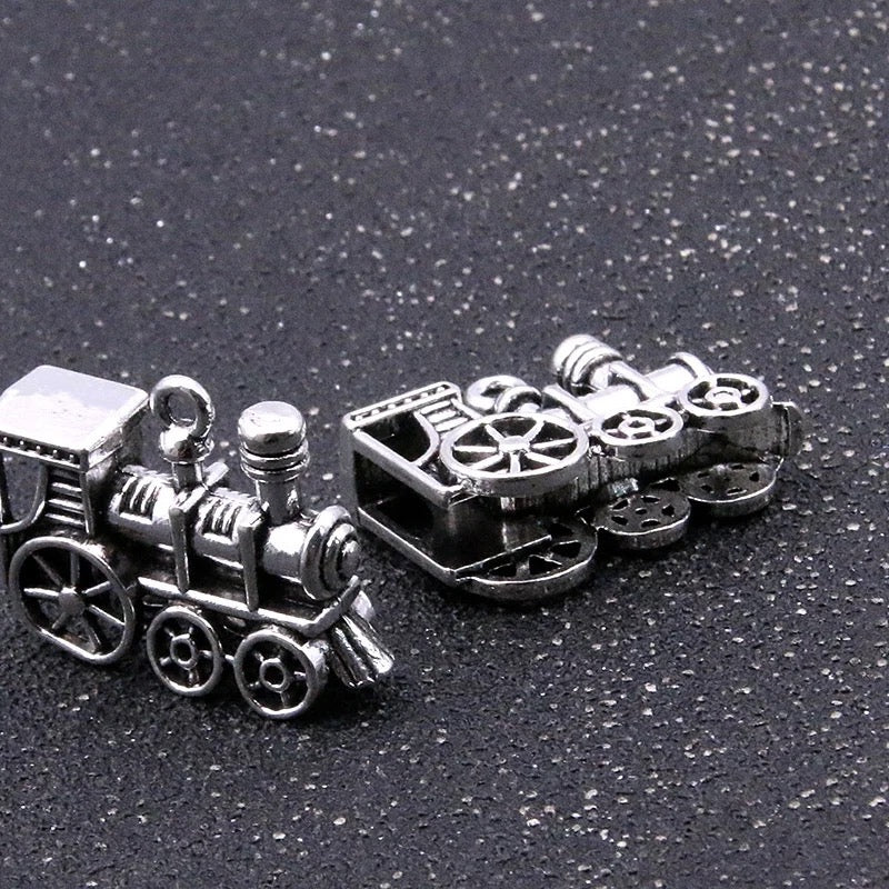 "Vintage Steam Engine Train Charm/Pendant - Versatile and Stylish Accessory for Keychains, Necklaces, and More"(1pc)