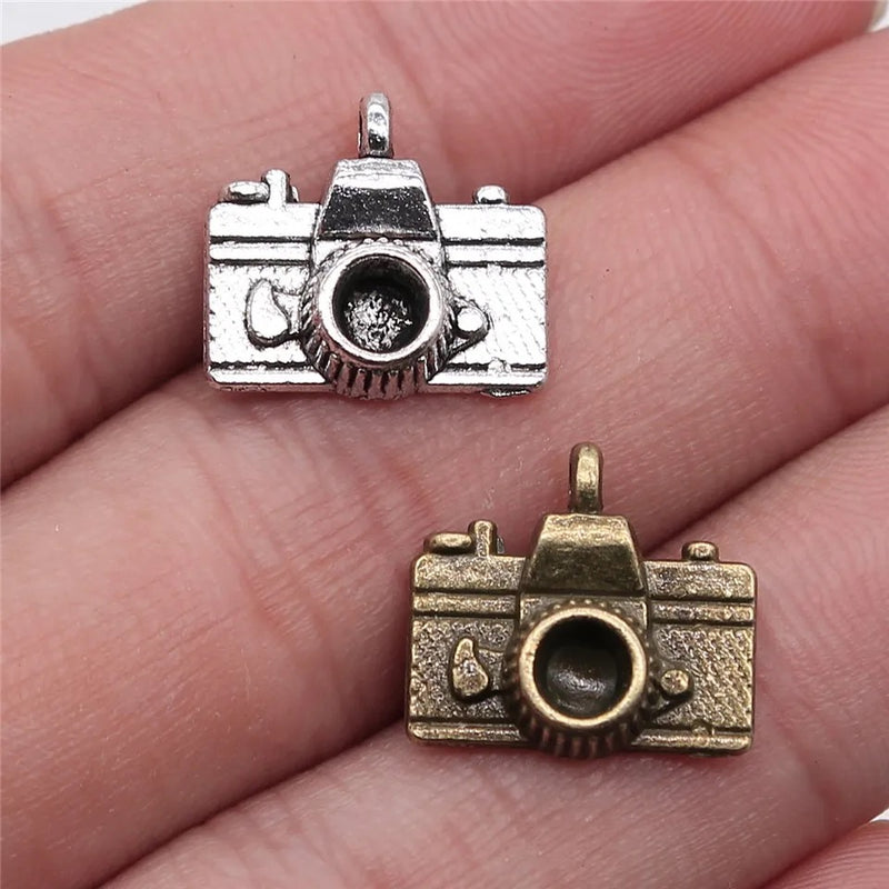 Vintage-inspired Photography Camera Charm/Pendant: Capturing Memories in Style (1pc)