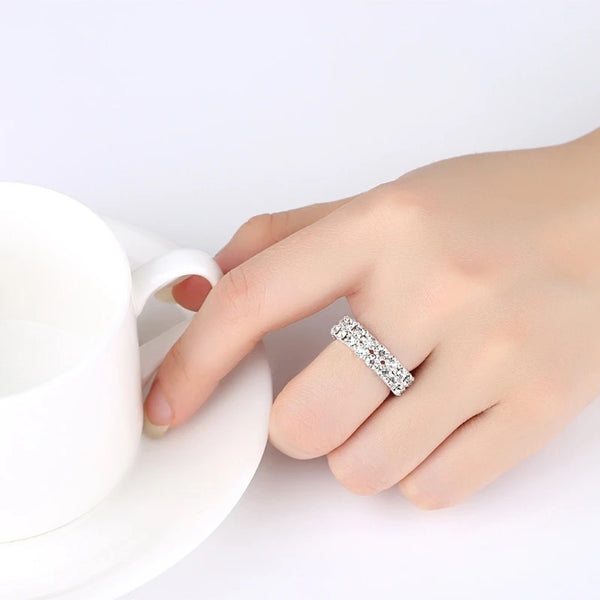 "Women's Rhinestone Bling Elastic Ring - Sparkling Elegance for Hand or Foot"(1pc)