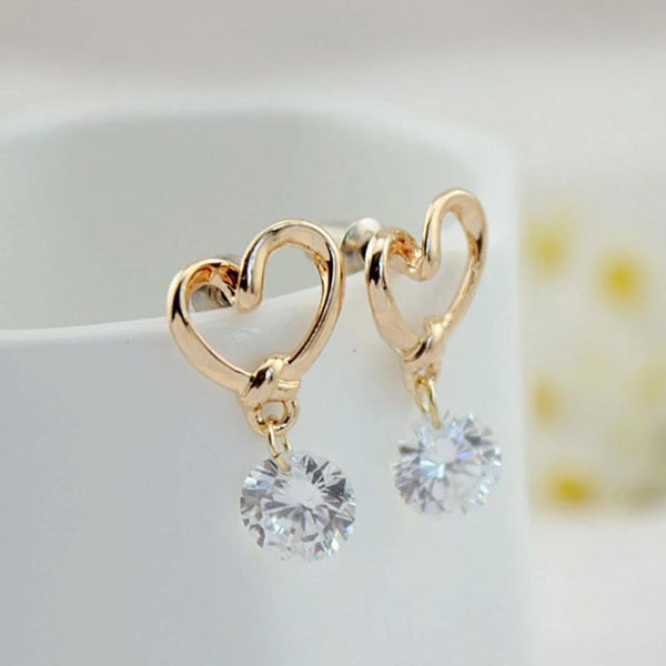 "Radiant Love: Shining Crystal Heart Stud Earrings"