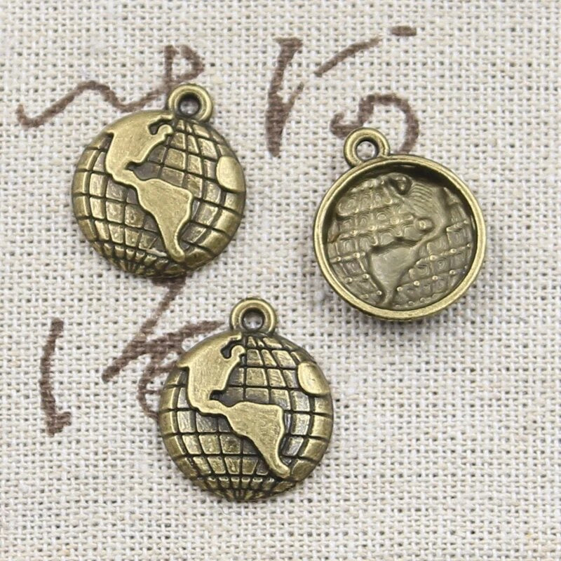"Earth Globe Charm - Carry the World with You on Your Keychain" (1pc)