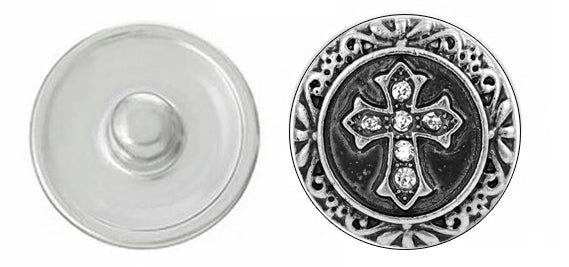 "Vintage Cross Sparkle: Rhinestone Outlined Snap Button"- 18MM