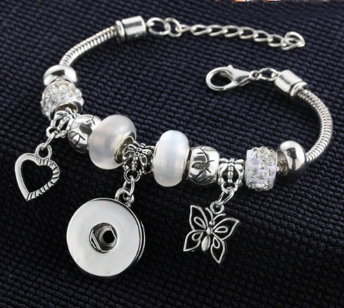 "Charming Butterfly Adjustable Bracelet with Dangling Snap Button"(1pc)