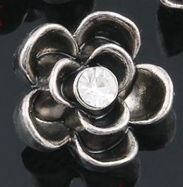 "Radiant Blooms: 12mm Flower Snap Button with Stunning Rhinestone Center"- 12MM